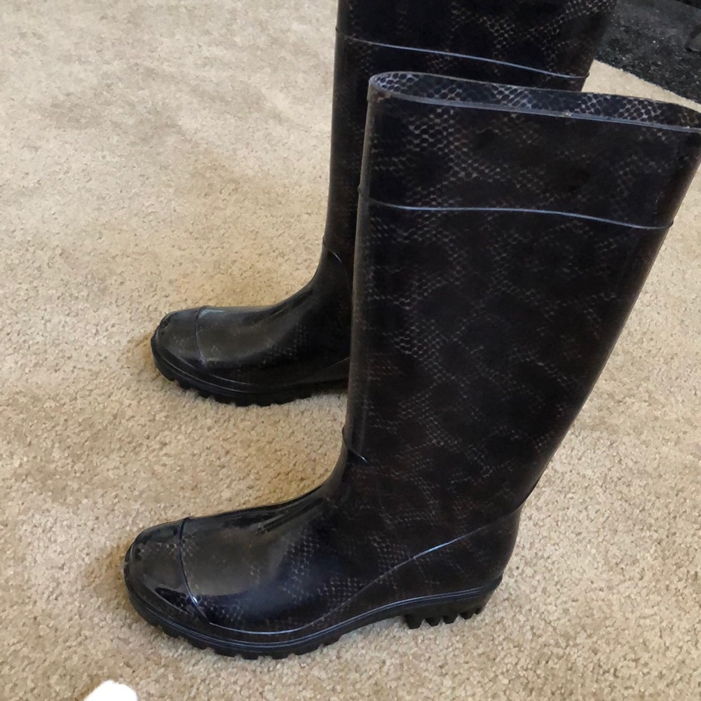 Rainboots